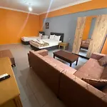 House * Αττάλεια