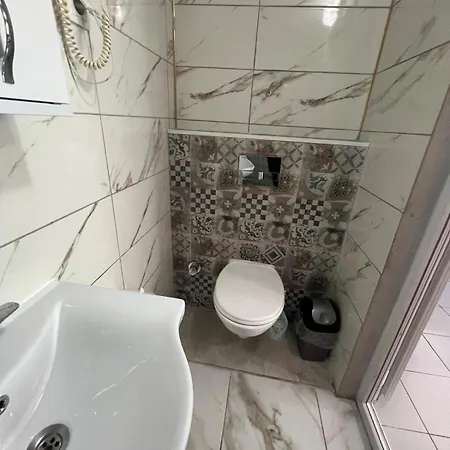 아파트 House *