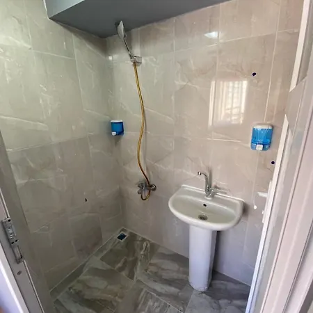 House Apartman *